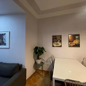 https://catania-street-apartment.catania-hotels.net