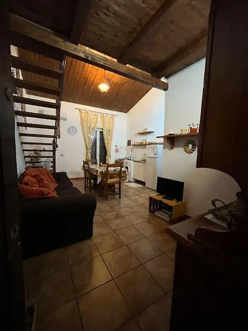 Skalsky Apartment, Borgo Vecchio, Palermo İtalya