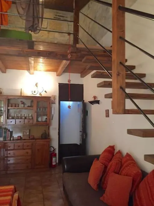 Skalsky Apartment, Borgo Vecchio, Palermo 0*,  İtalya